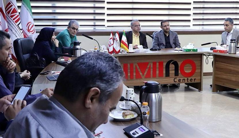 بازدید هیات عالی‌رتبه همراه اول و حرکت اول از مرکز نوآوری معادن و صنایع معدنی (ایمینو)