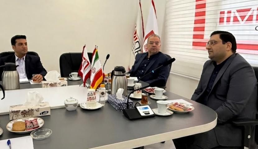 بازدید سهرابی، مشاور رئیس هیات عامل ایمیدرو از «ایمینو»/ تاکید بر هم‌افزایی نخبگان و صنعت معدن